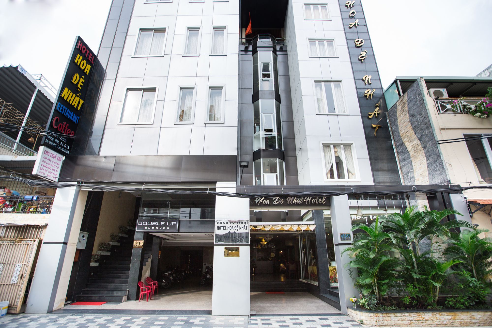 Khách sạn Hoa De Nhat TP. Hồ Chí Minh