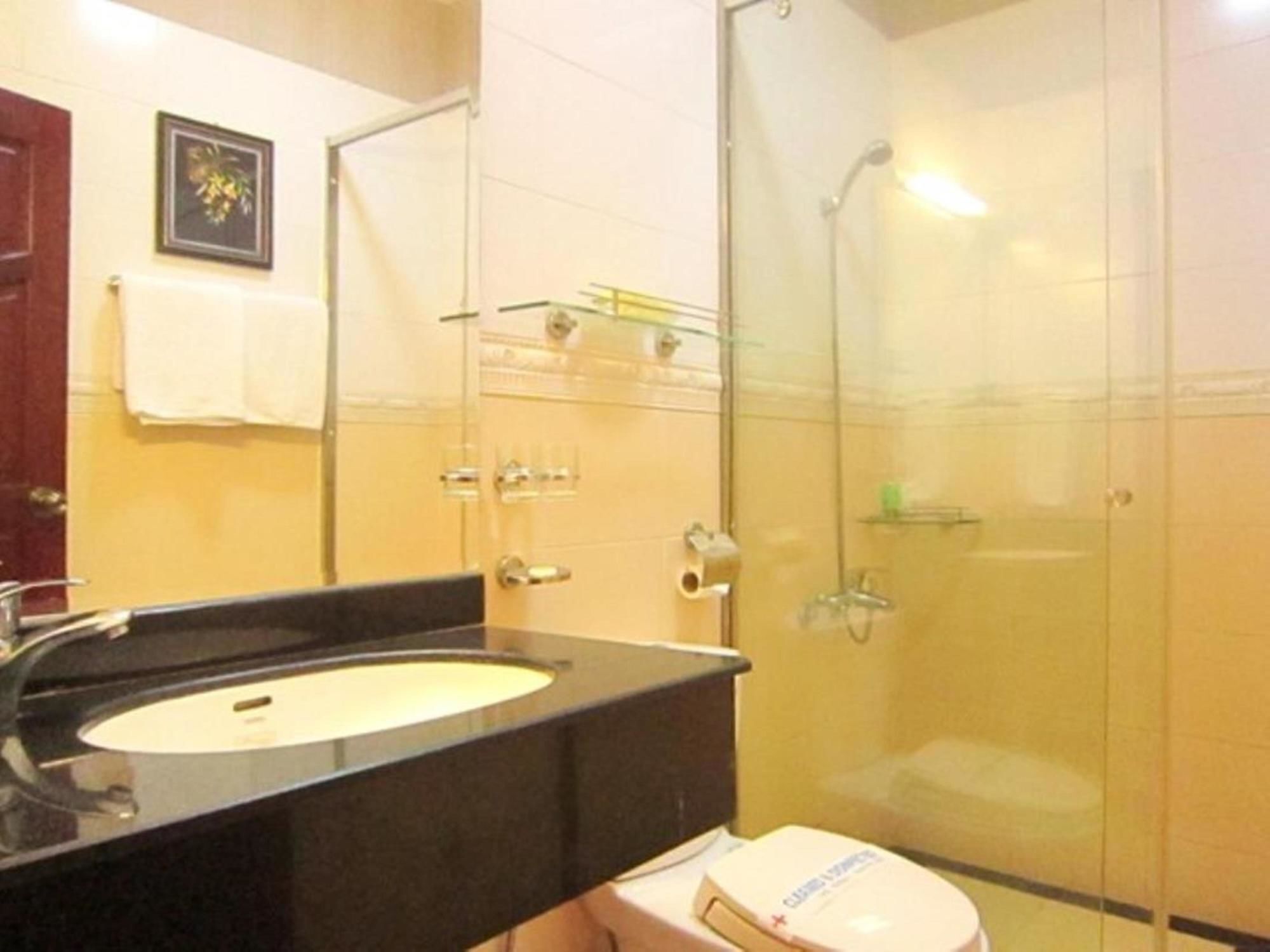Hoa De Nhat Khách sạn TP. Hồ Chí Minh